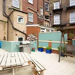 Seaside Retreat In North Bay - With Parking