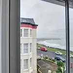 Seaside Retreat In North Bay - With Parking Holiday home Scarborough