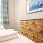 Seaside Retreat In North Bay - With Parking *