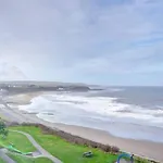 Seaside Retreat In North Bay - With Parking