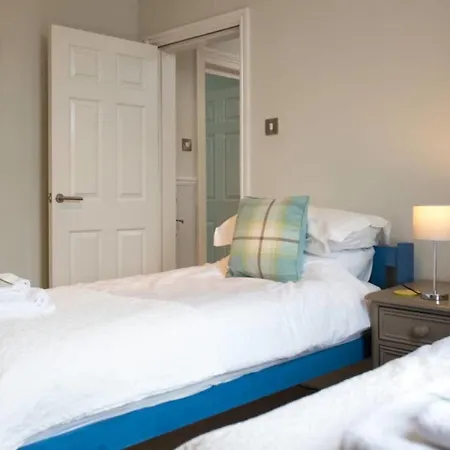 Feriehus Seaside Retreat In North Bay - With Parking Scarborough