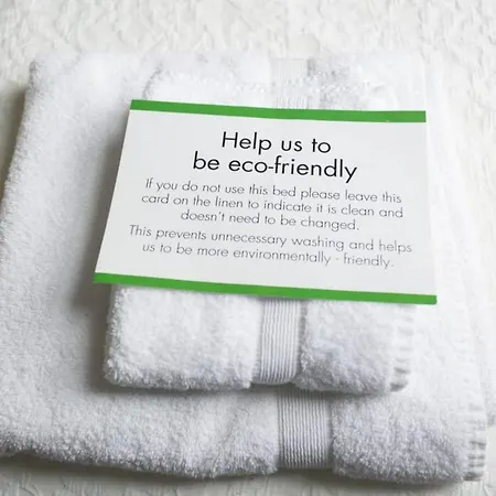 Seaside Retreat In North Bay - With Parking *