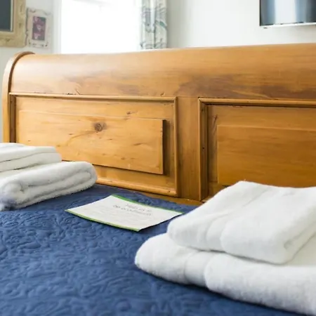 Seaside Retreat In North Bay - With Parking Holiday home Scarborough