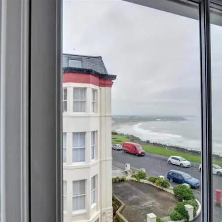 Seaside Retreat In North Bay - With Parking Holiday home Scarborough