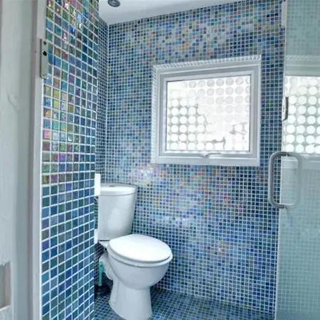 Feriehus Seaside Retreat In North Bay - With Parking *