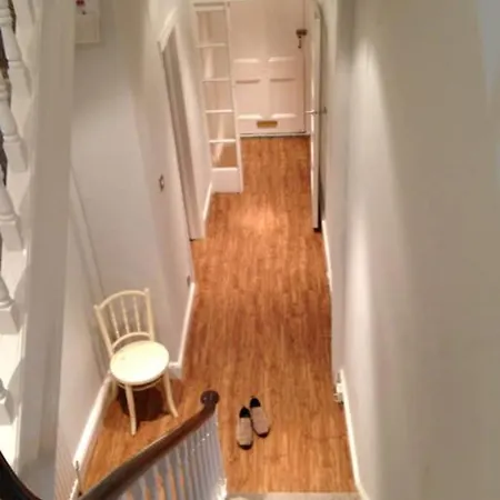 Hébergement de vacances Seaside Retreat In North Bay - With Parking *