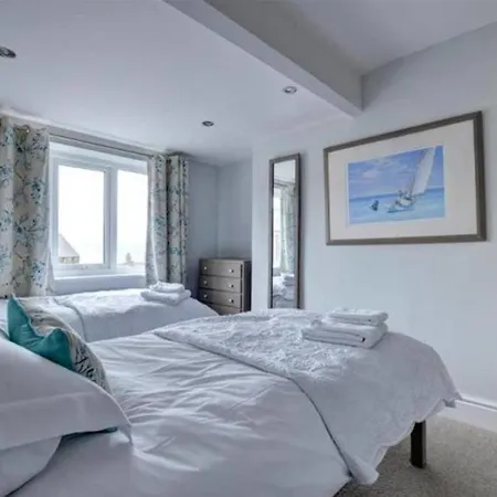 Seaside Retreat In North Bay - With Parking Σπίτι διακοπών Σκάρμπορο