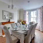 Seaside Retreat In North Bay - With Parking 度假居 斯卡伯勒