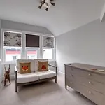Seaside Retreat In North Bay - With Parking